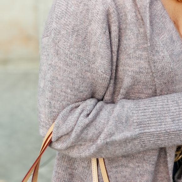 Mauve Open Front Knitted Cardigan w hoodie - Picture 5 of 8